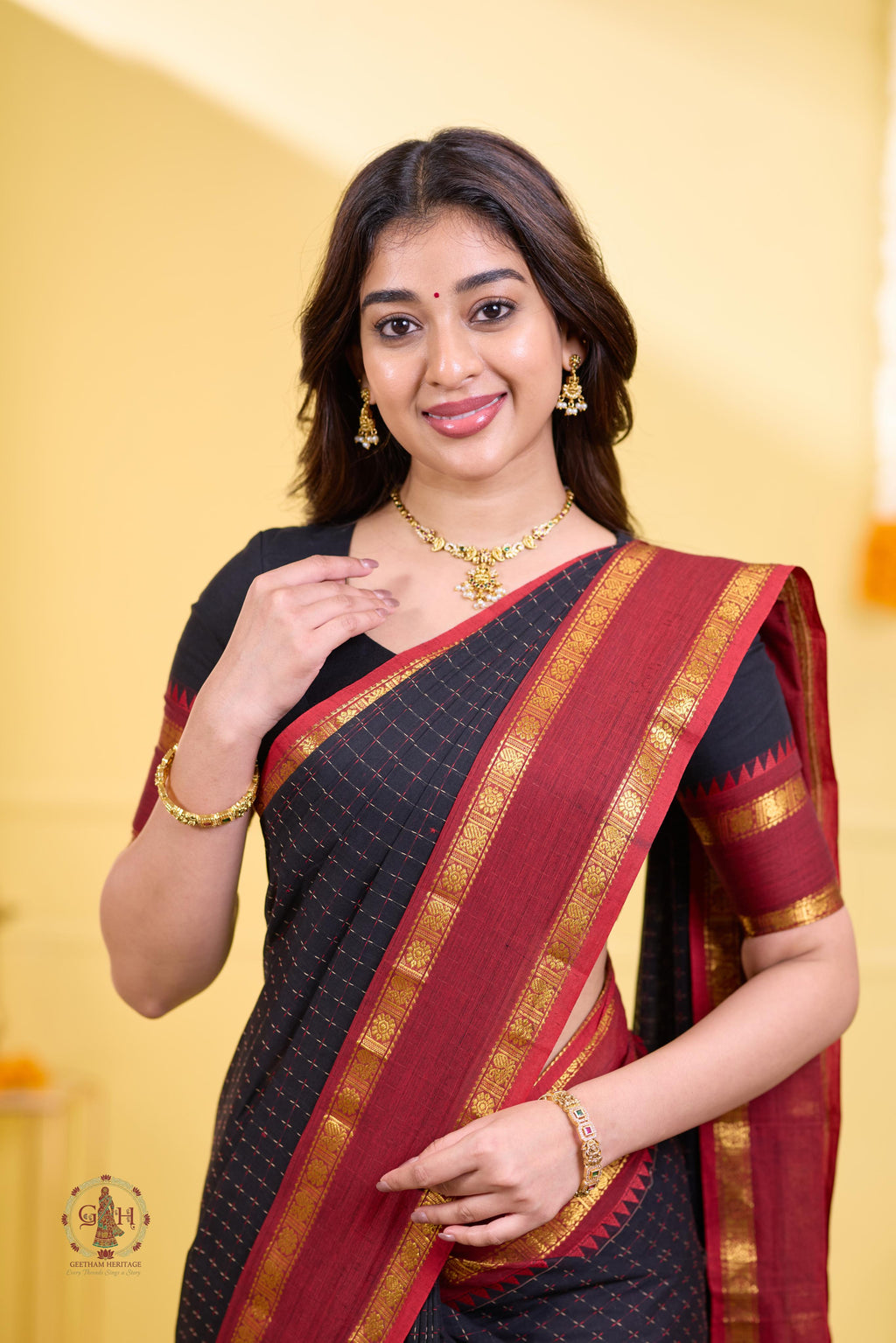 Grace Black Checked Kanchi Cotton