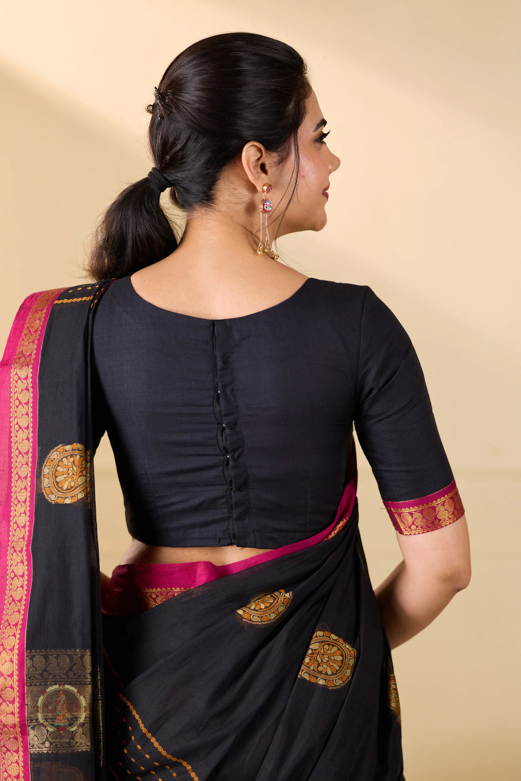 Classic Black Mango Motif Rich Pallu Kanchi Cotton