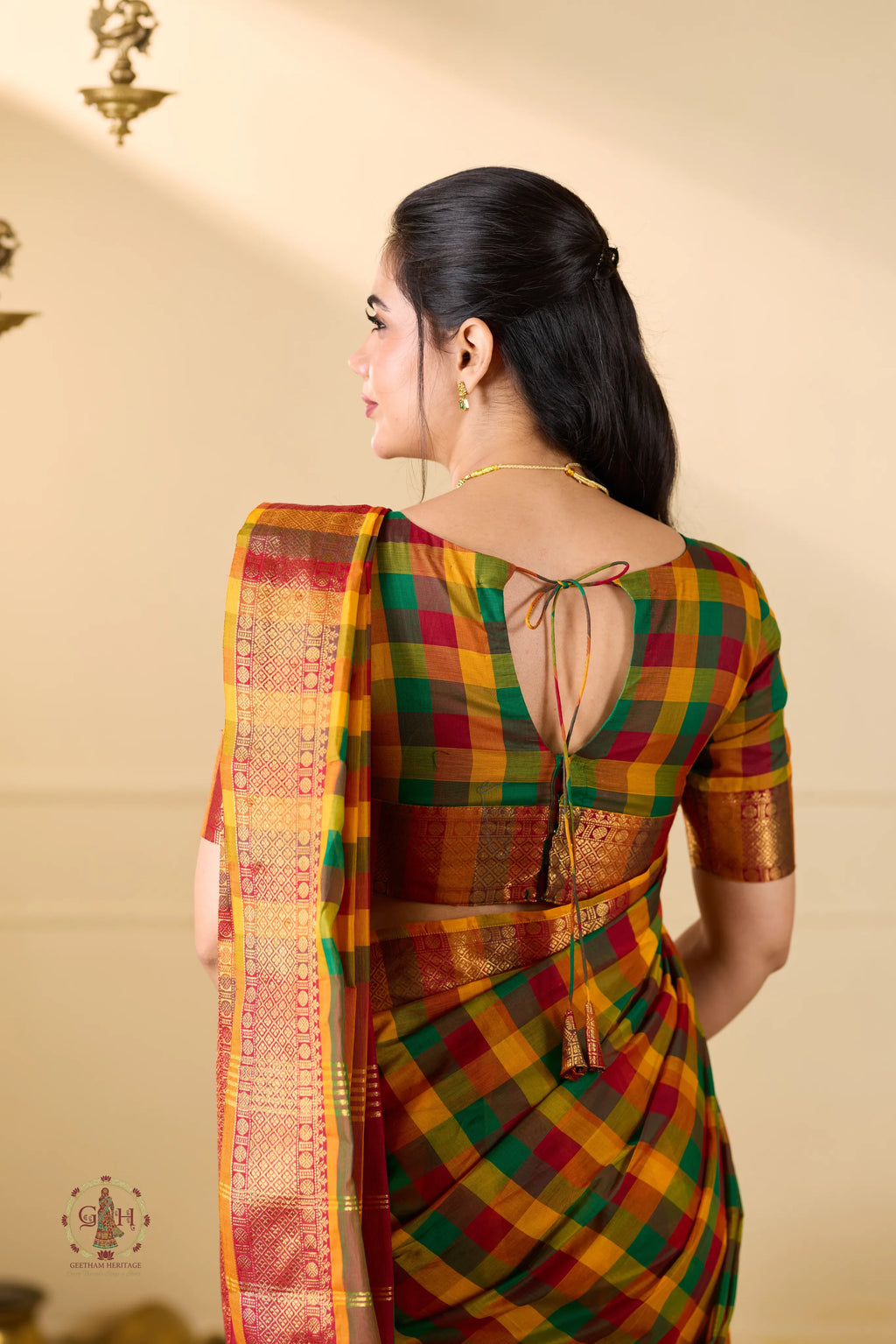 Paalum Pazham Checked Kanchi Cotton